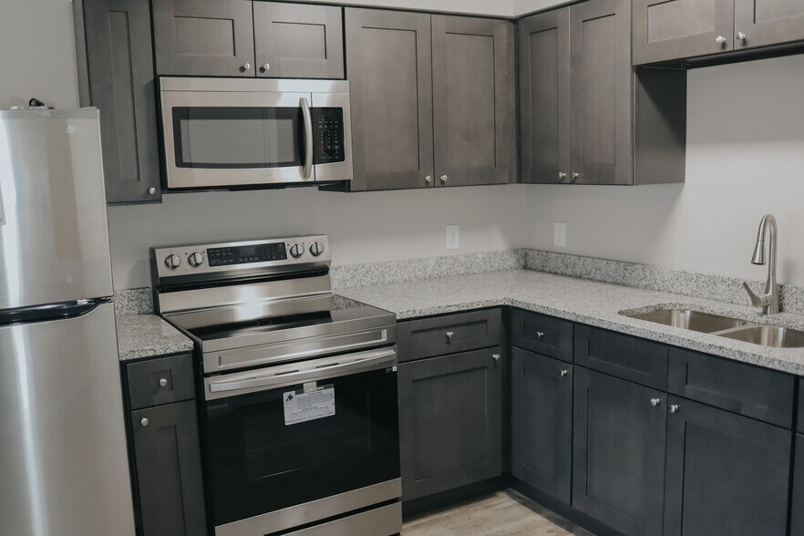 More Photos Of 419 W Main, Du Quoin Multifamily For Sale