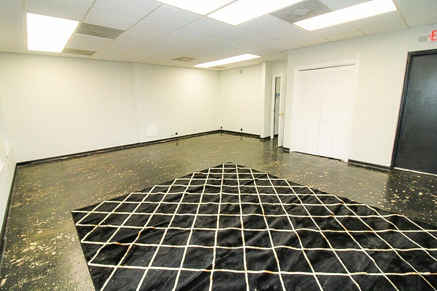 More Photos Of 5317 Stanton Rd, Knoxville Medical For Lease