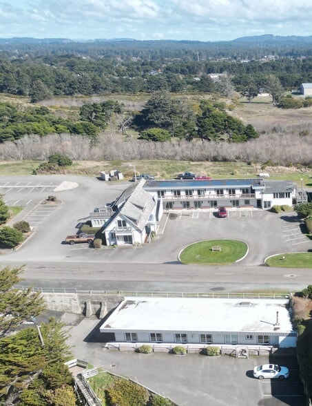 More Photos Of 1865 Beach Loop Dr, Bandon Hotel For Sale