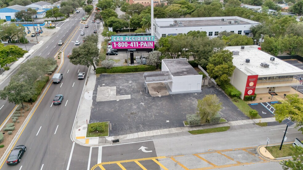 More Photos Of 3609 Broward Blvd, Fort Lauderdale Service Station For Sale