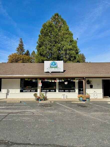 More Photos Of 104-114 Argall Way, Nevada City General Retail For Sale