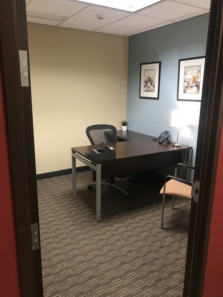 More Photos Of 7 Skyline Dr, Hawthorne Office For Lease