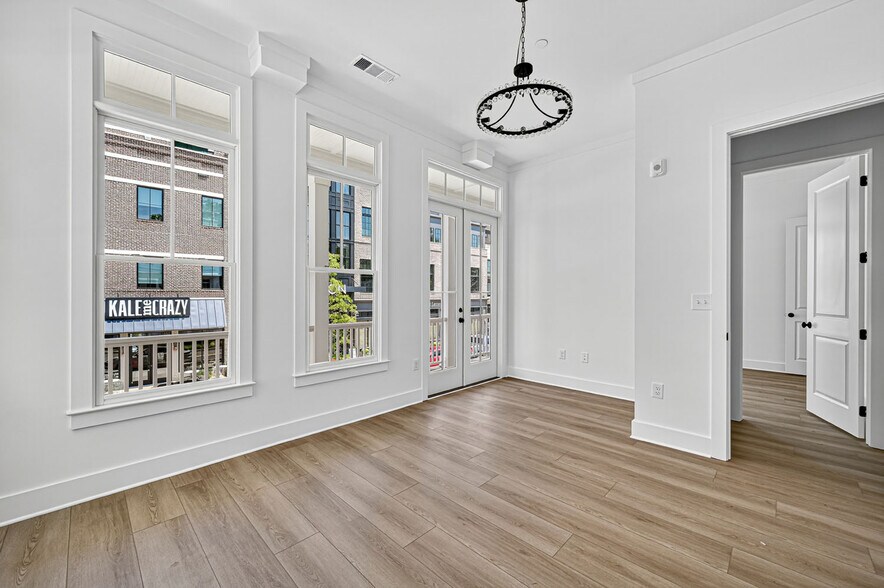 More Photos Of 64 Linton St, Woodstock Apartments For Sale