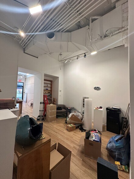 More Photos Of 143B Orchard St, New York Apartments For Lease