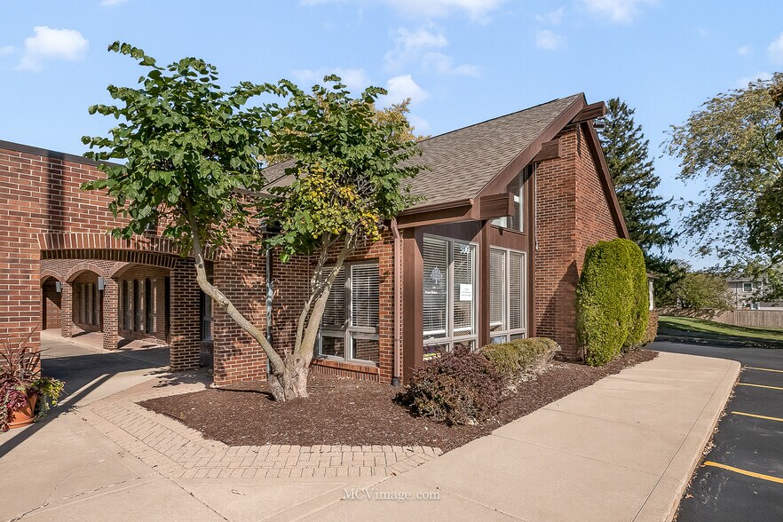 More Photos Of 15419 E 127th St, Lemont Office Residential For Sale