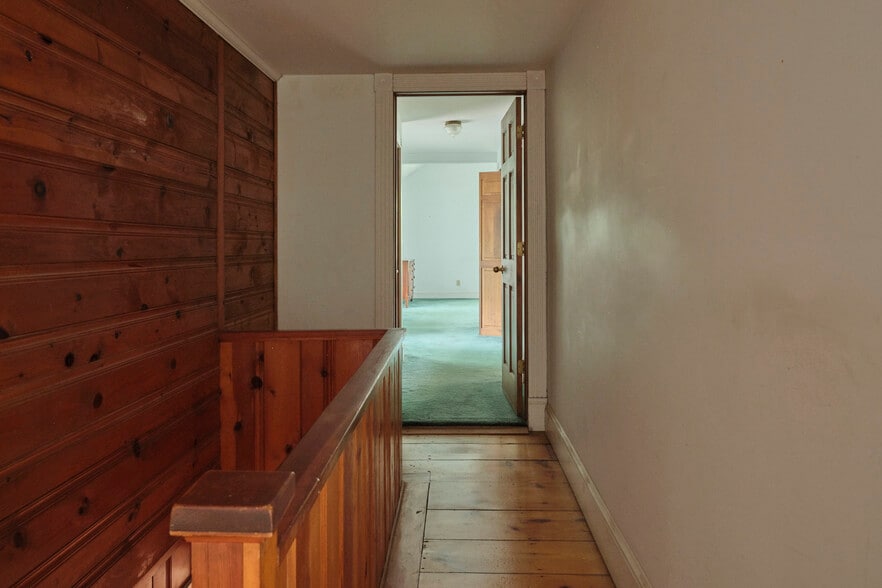 More Photos Of 267 Main St, Schoharie Hospitality For Sale