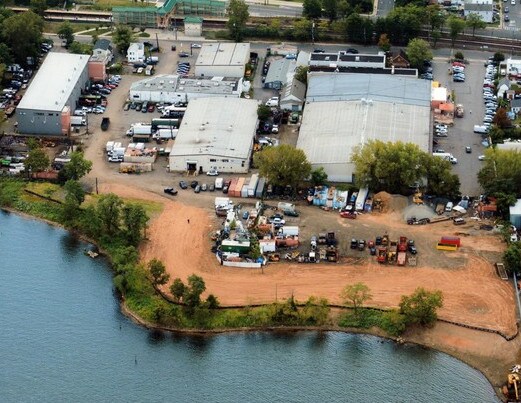 More Photos Of 57 Ellis St, Staten Island Land For Lease