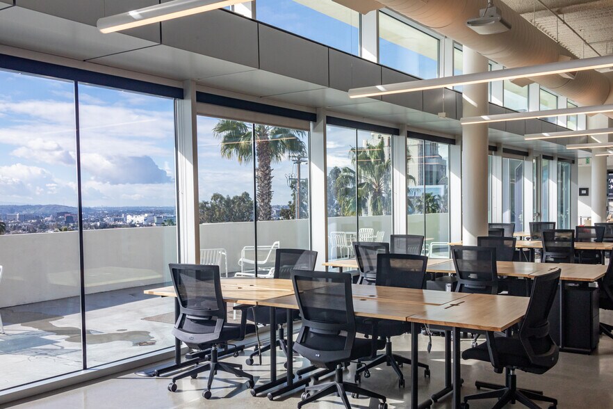 More Photos Of 8305 W Sunset Blvd, West Hollywood Office For Lease