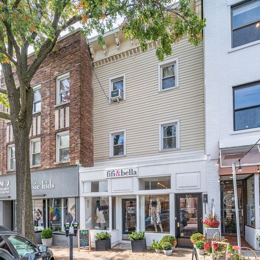 More Photos Of 50 Greenwich Ave, Greenwich General Retail For Lease