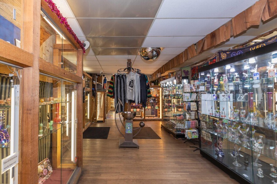 More Photos Of 907 S Madison St, Amarillo Storefront Retail Residential For Sale