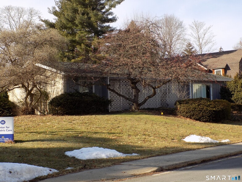 More Photos Of 85 Beleden Gardens Dr, Bristol Medical For Sale