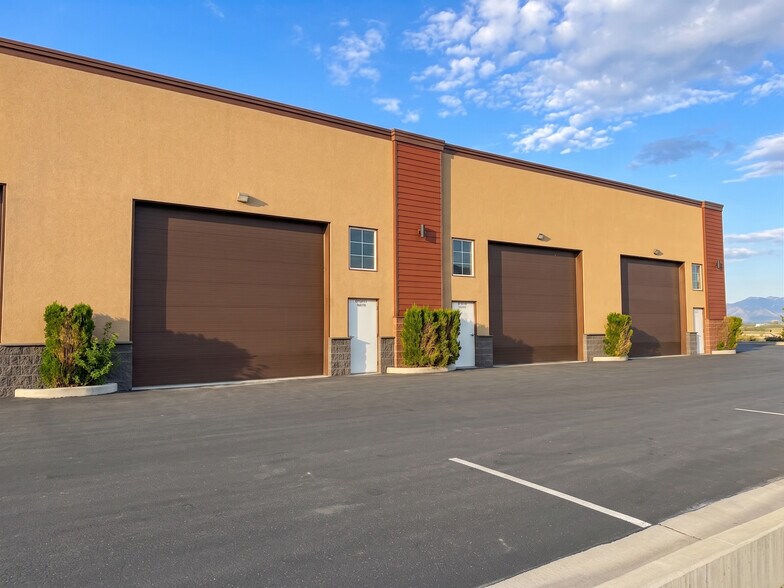 More Photos Of 1471 W 1250 S, Orem Research And Development For Lease