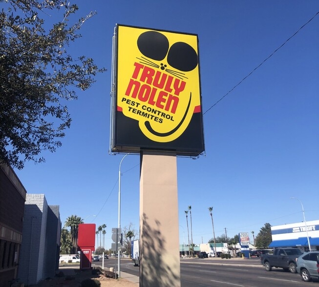 More Photos Of 2711 W Indian School Rd, Phoenix Light Distribution For Sale