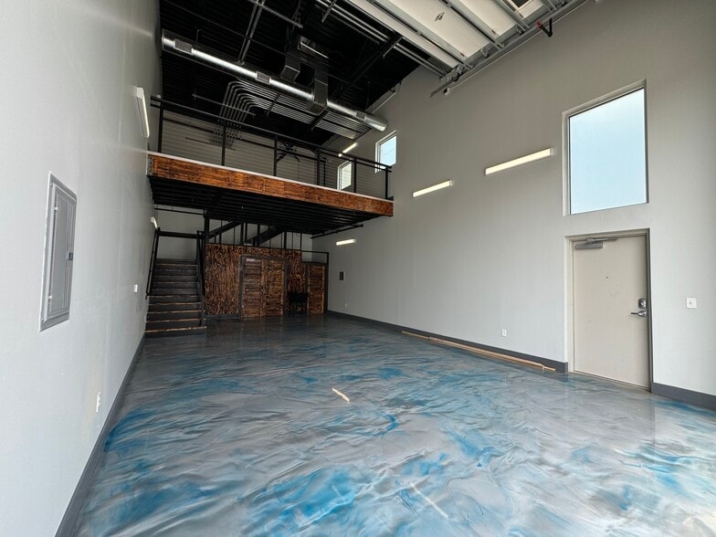 More Photos Of 1435 FM 1463 Rd, Katy Showroom For Sale