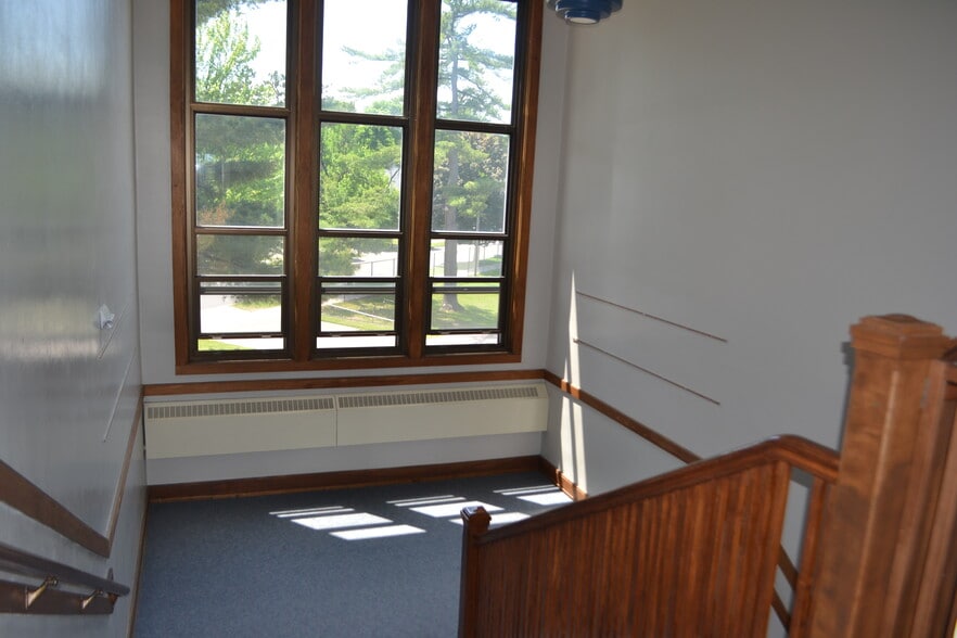 More Photos Of 500 N 4th Ave, Wausau Specialty For Sale