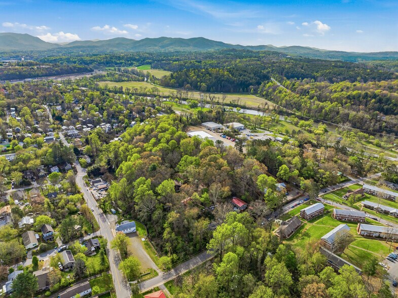 More Photos Of 99999 State St, Asheville Land For Sale