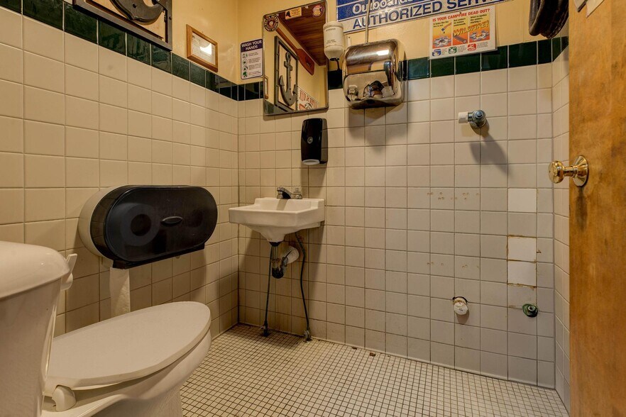 More Photos Of 110 KY Highway 801 S, Morehead General Retail For Sale