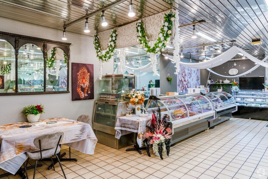 More Photos Of 351 Three Rivers Dr, Kelso Unknown For Lease