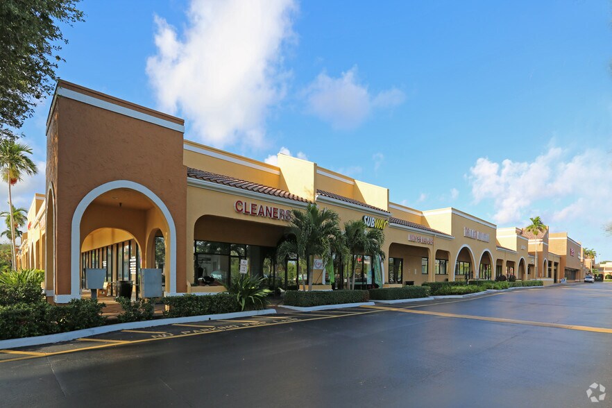 More Photos Of 566-700 N US Highway 1, Tequesta Storefront For Lease