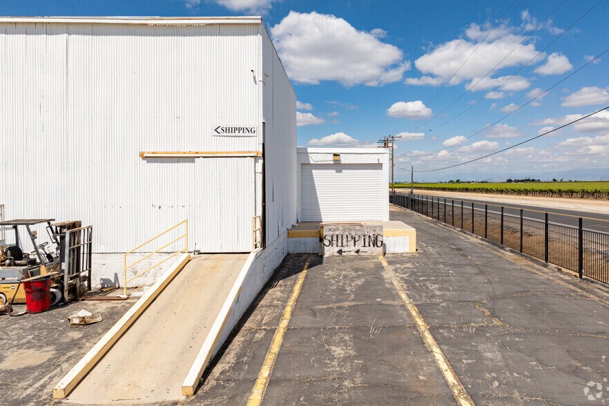 More Photos Of 11265 Famoso Porterville Hwy, Delano Refrigeration Cold Storage For Sale