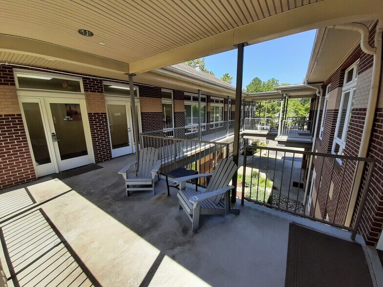 More Photos Of 1709 Legion Rd, Chapel Hill Coworking Space
