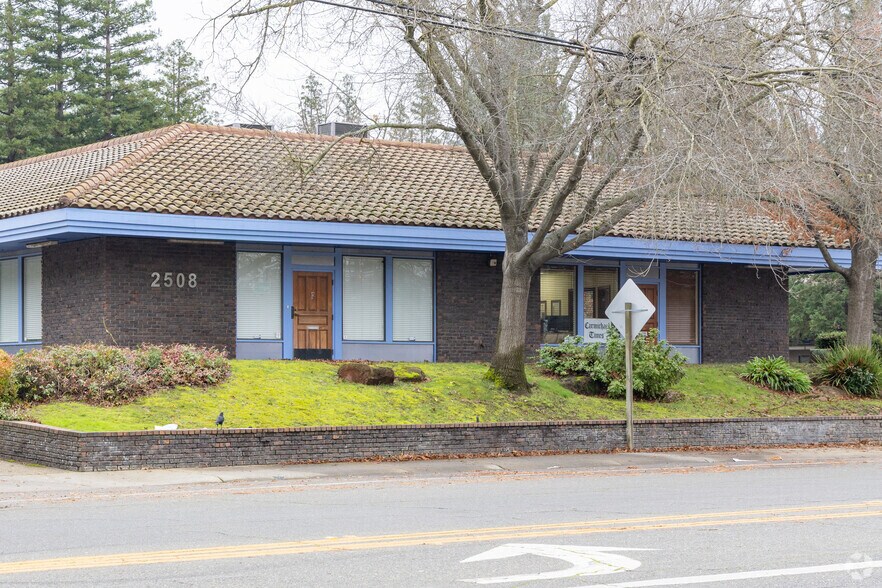 More Photos Of 2508 Garfield Ave, Carmichael Office Residential For Lease
