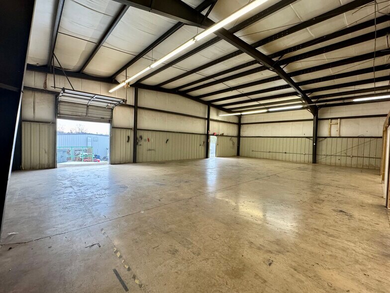 Primary Photo Of 2454B N Fayetteville St, Asheboro Warehouse For Lease