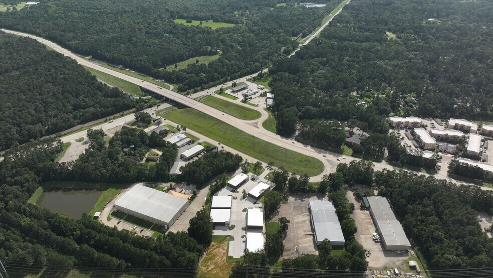 More Photos Of 3513 N Loop 336 W, Conroe Flex For Sale