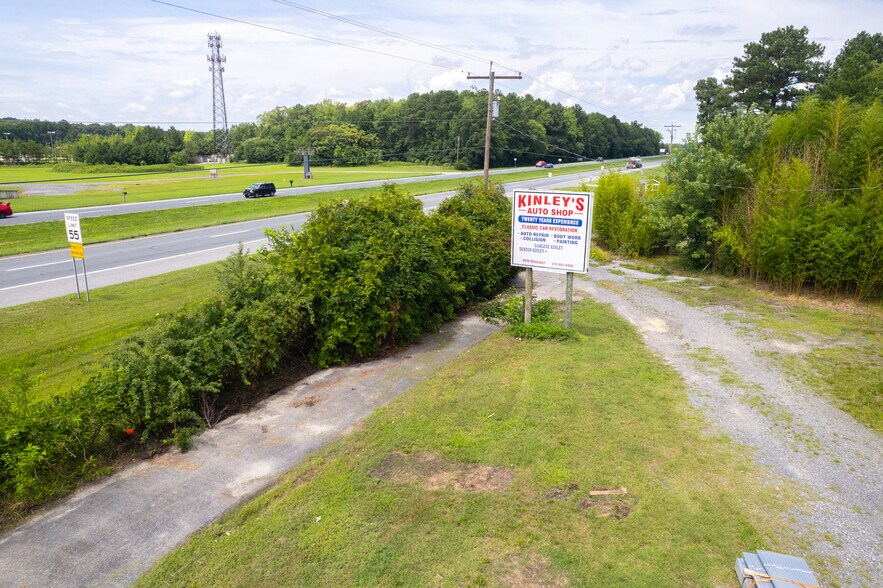 More Photos Of 36963 Sussex Hwy, Delmar Auto Repair For Sale