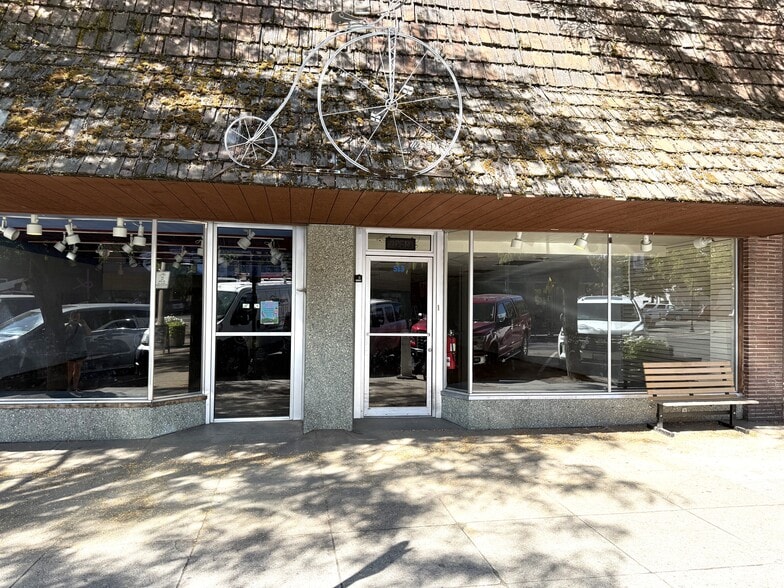 More Photos Of 513 S Main St, Moscow Storefront For Lease