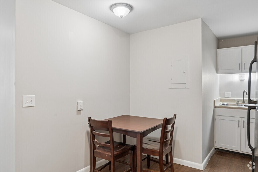 More Photos Of 600 Martin Luther King Jr Blvd, Chapel Hill Apartments For Sale