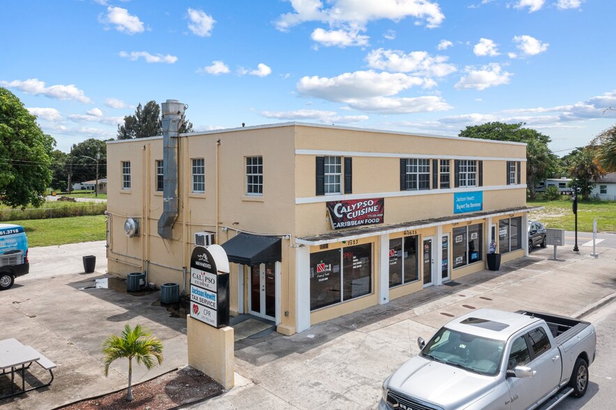 Primary Photo Of 1527-1529 Avenue D, Fort Pierce Freestanding For Sale