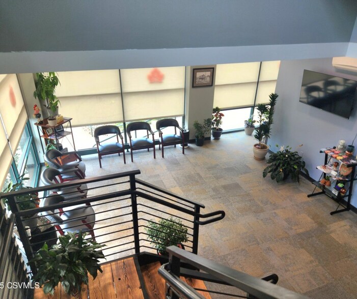 More Photos Of 353 Main St, Catawissa Office For Lease