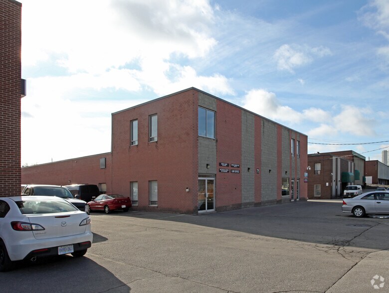 More Photos Of 71 Glen Cameron Rd, Markham Warehouse For Lease