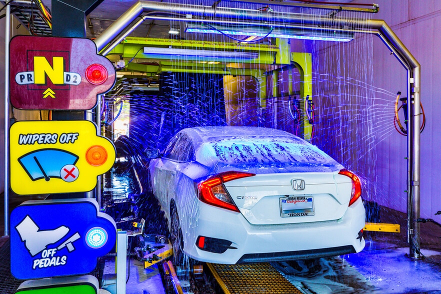 More Photos Of 144 E Palmdale Blvd, Palmdale Carwash For Sale