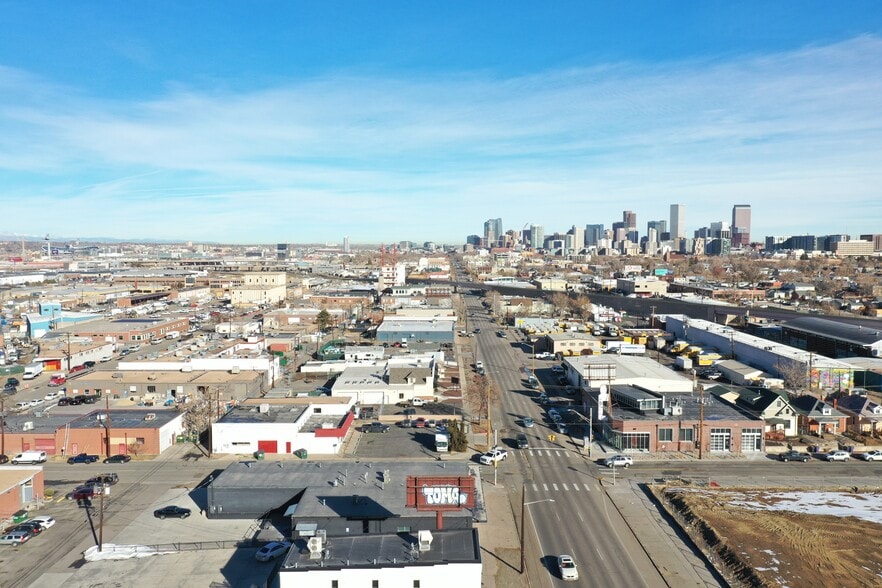 More Photos Of 1 S Kalamath St, Denver Office For Lease