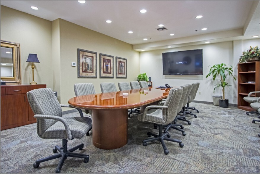 More Photos Of 7098 E Cochise Rd, Scottsdale Office For Lease