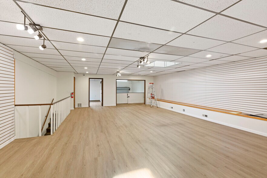 More Photos Of 4450 Enterprise St, Fremont Manufacturing For Sale