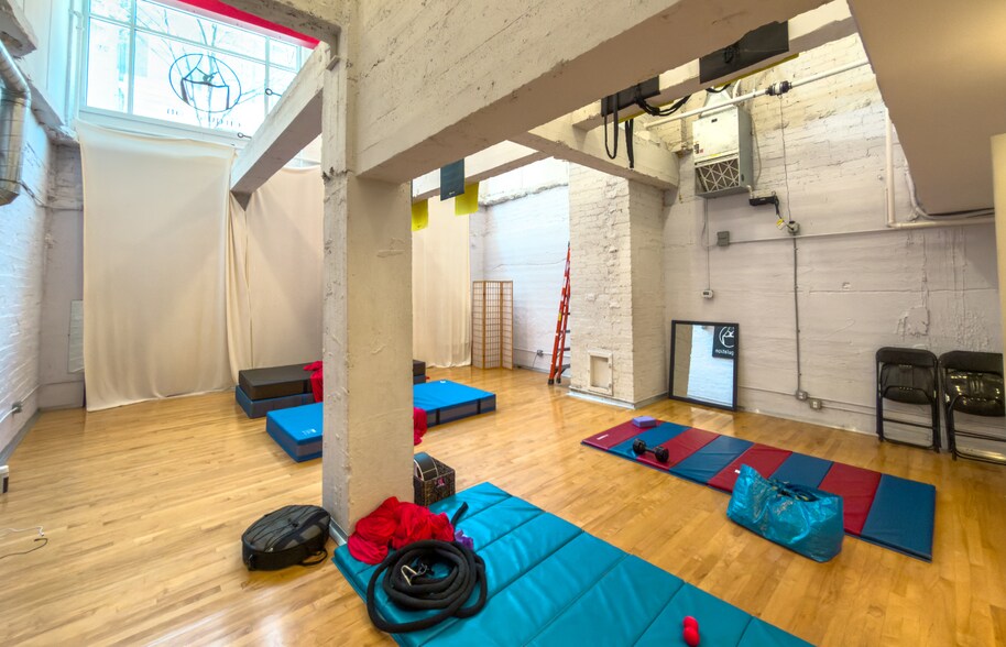 More Photos Of 110 Campbell Ave SW, Roanoke Loft Creative Space For Sale