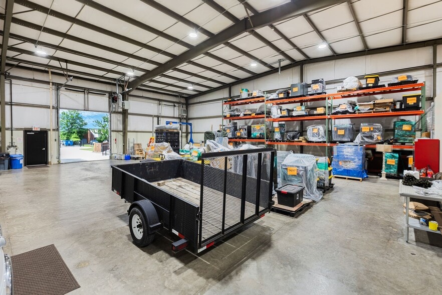 More Photos Of 533 Myatt Dr, Madison Showroom For Sale