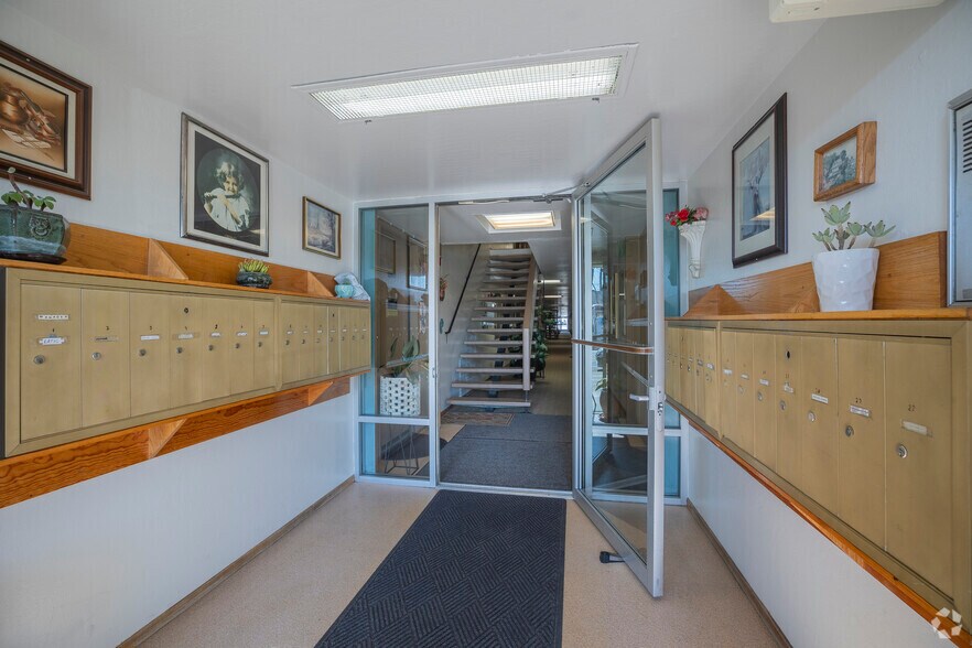 More Photos Of 2615 Marina Blvd, San Leandro Apartments For Sale