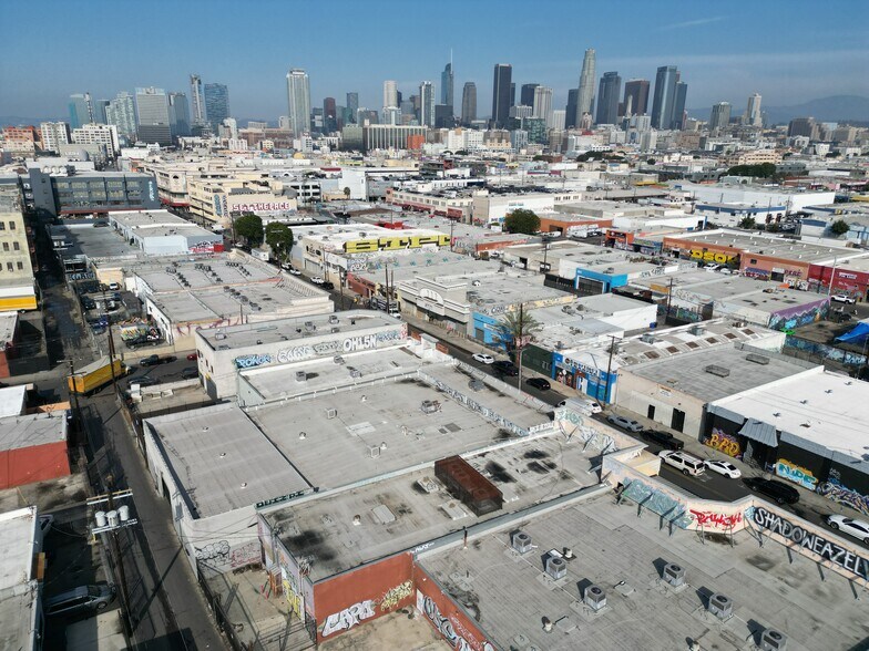 More Photos Of 1116 E 12th St, Los Angeles Warehouse For Sale