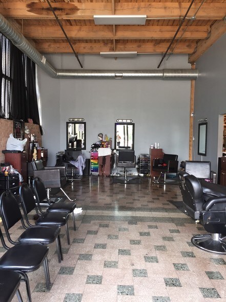 More Photos Of 2950 W Chicago Ave, Chicago Loft Creative Space For Lease