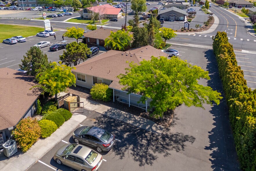 More Photos Of 830 Sharon Ave E, Moses Lake Office For Sale