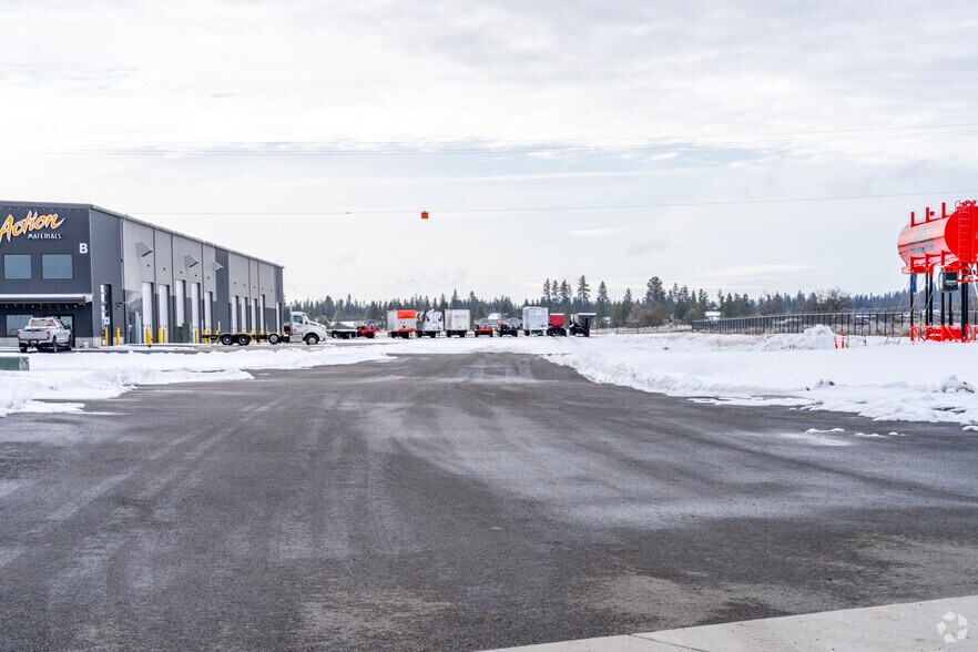 More Photos Of 8579 Westbow Blvd, Spokane Warehouse For Lease
