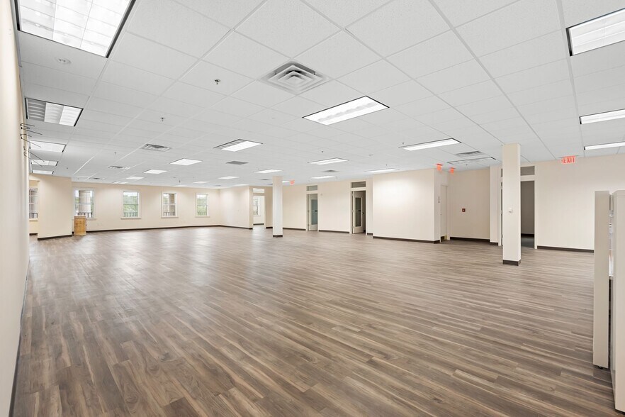 More Photos Of 112 Long Hollow Pike, Goodlettsville Office For Lease
