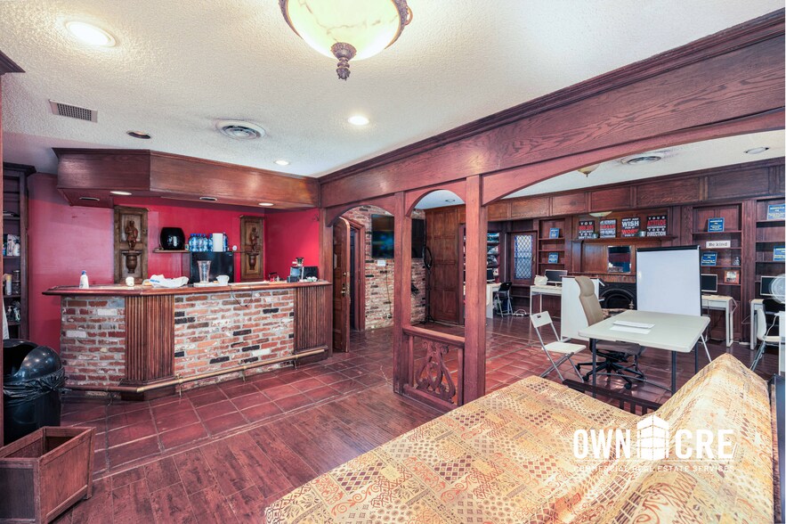 More Photos Of 4340 Leimert Blvd, Los Angeles Office For Sale