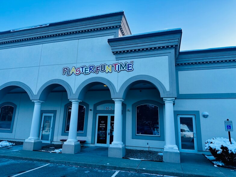 More Photos Of 61 Commerce Way, Plymouth Storefront Retail Office For Lease