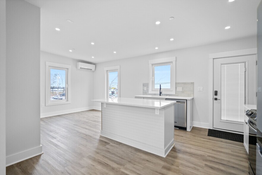 More Photos Of 6-8 Garfield Ave, Revere Apartments For Sale