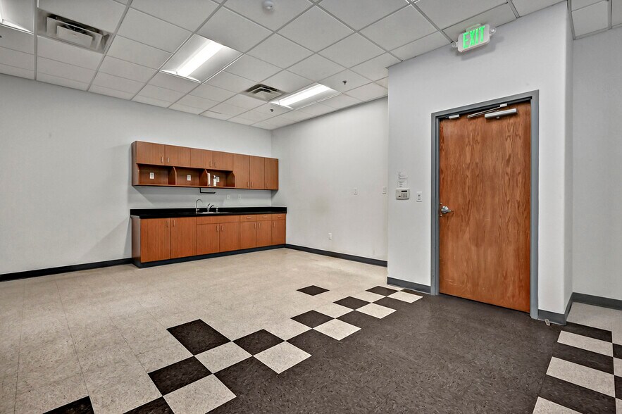 More Photos Of 161-199 N Capitol Blvd, Boise Loft Creative Space For Sale